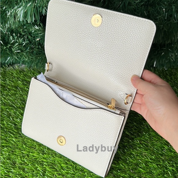 Tory Burch Bags Nwttory Burch Britten Chain Wallet Crossbodybag In